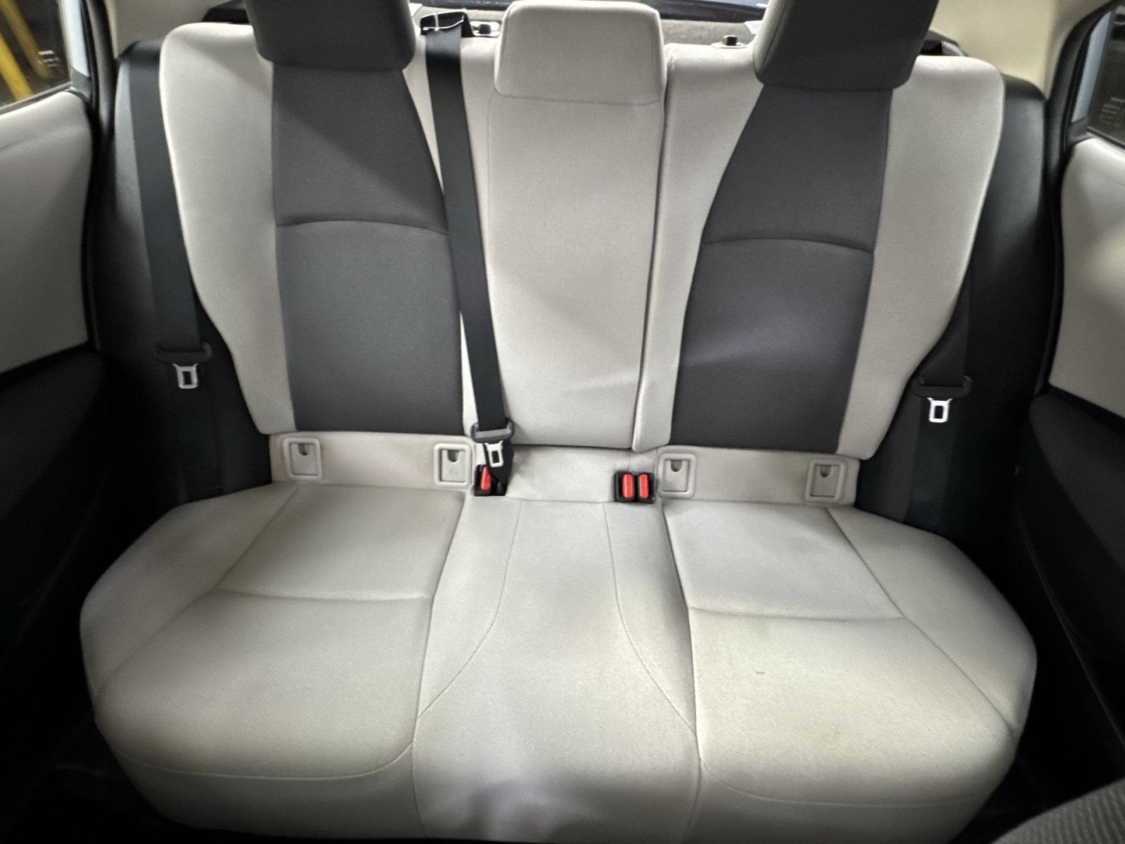 Used 2020 Toyota Corolla L FWD image 15