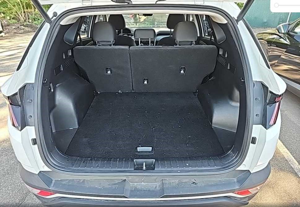 Certified 2023 Hyundai Tucson SEL w/ Winter Package AWD/4WD image 10
