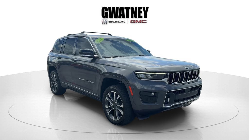 Used 2022 Jeep Grand Cherokee Overland AWD/4WD image 3