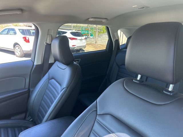 Used 2022 Ford Edge SEL w/ Convenience Package image 10