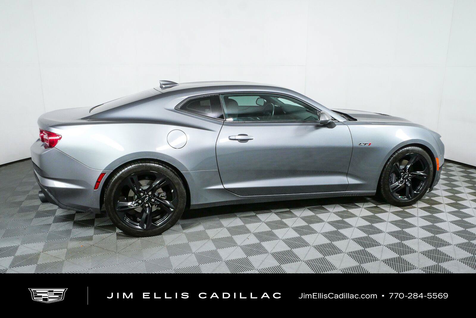 Used 2021 Chevrolet Camaro LT RWD image 2
