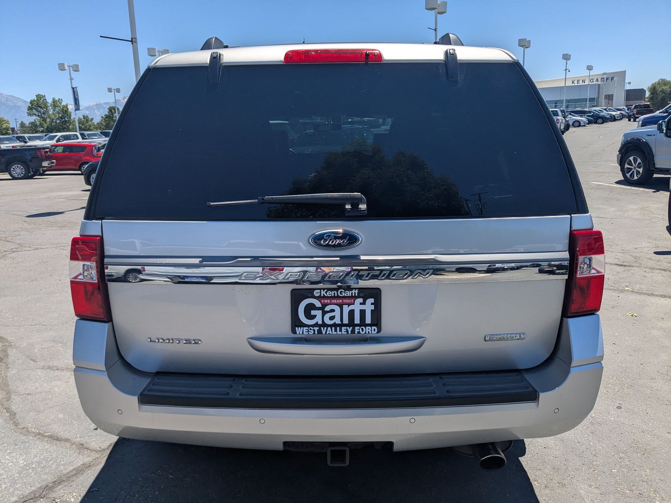 Used 2016 Ford Expedition Limited AWD/4WD image 5
