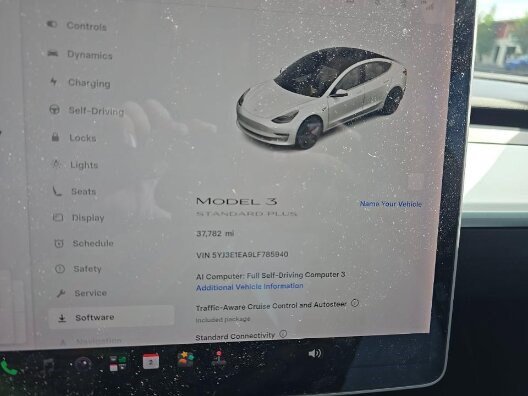 Used 2020 Tesla Model 3 Standard Range Plus RWD image 9