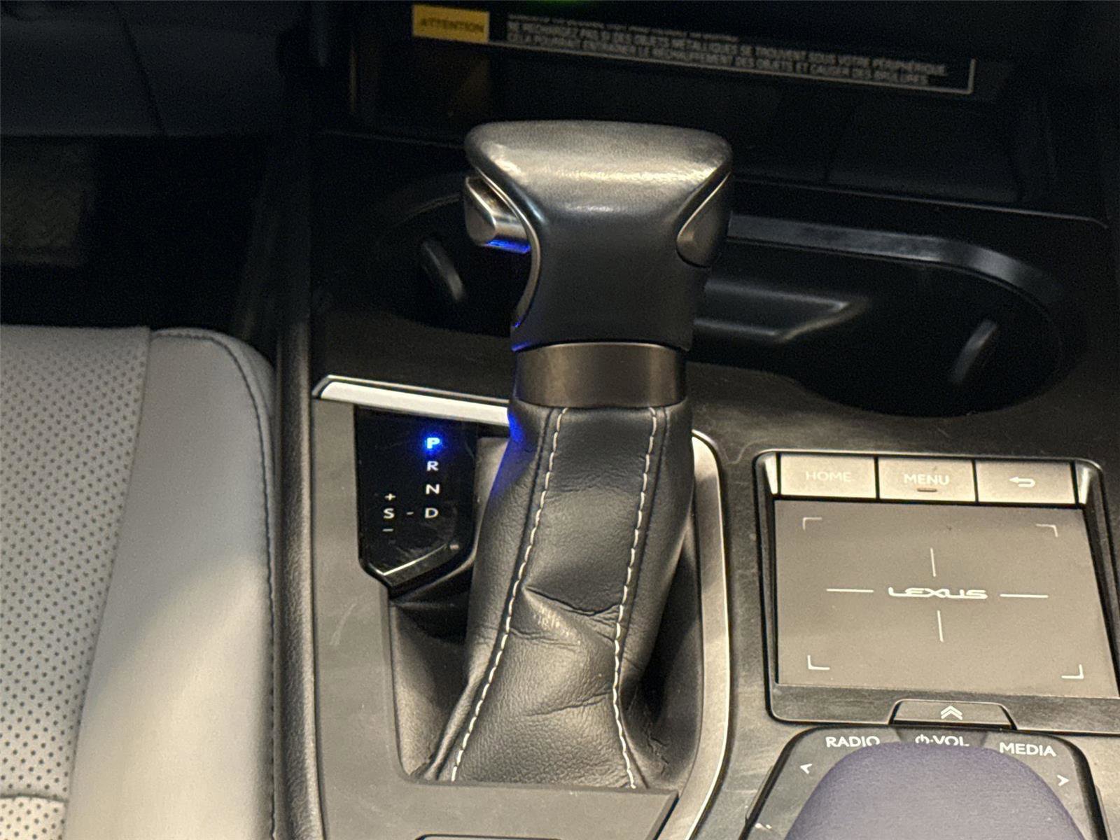 Used 2021 Lexus UX 250h w/ Premium Package AWD/4WD image 21