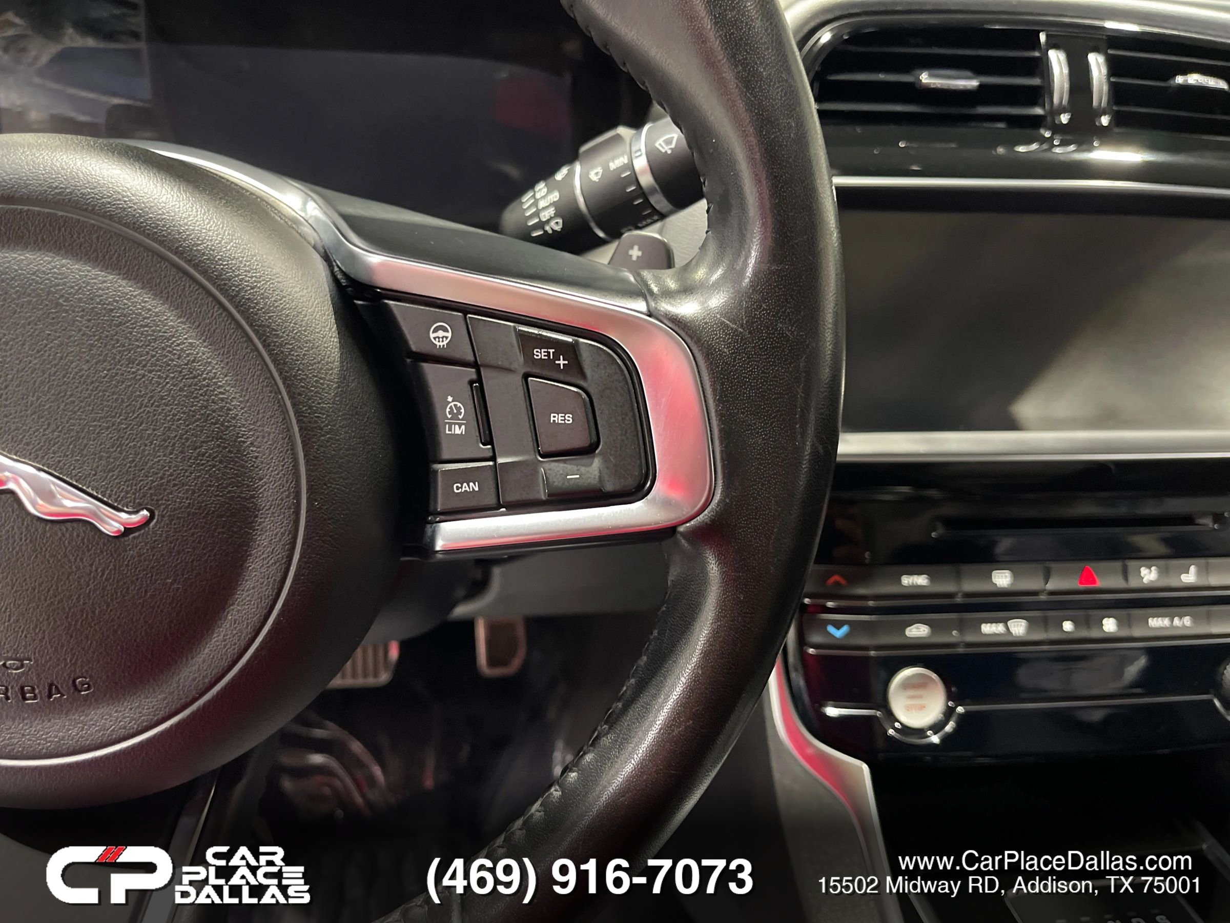 Used 2019 Jaguar XE Prestige RWD image 33