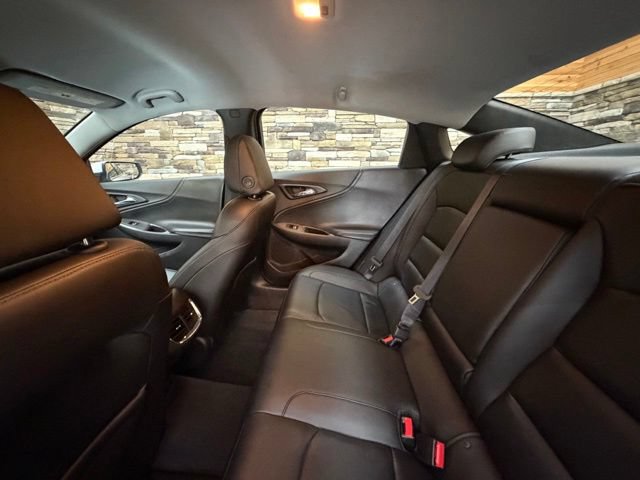 Used 2016 Chevrolet Malibu LT w/ Leather Package FWD image 31