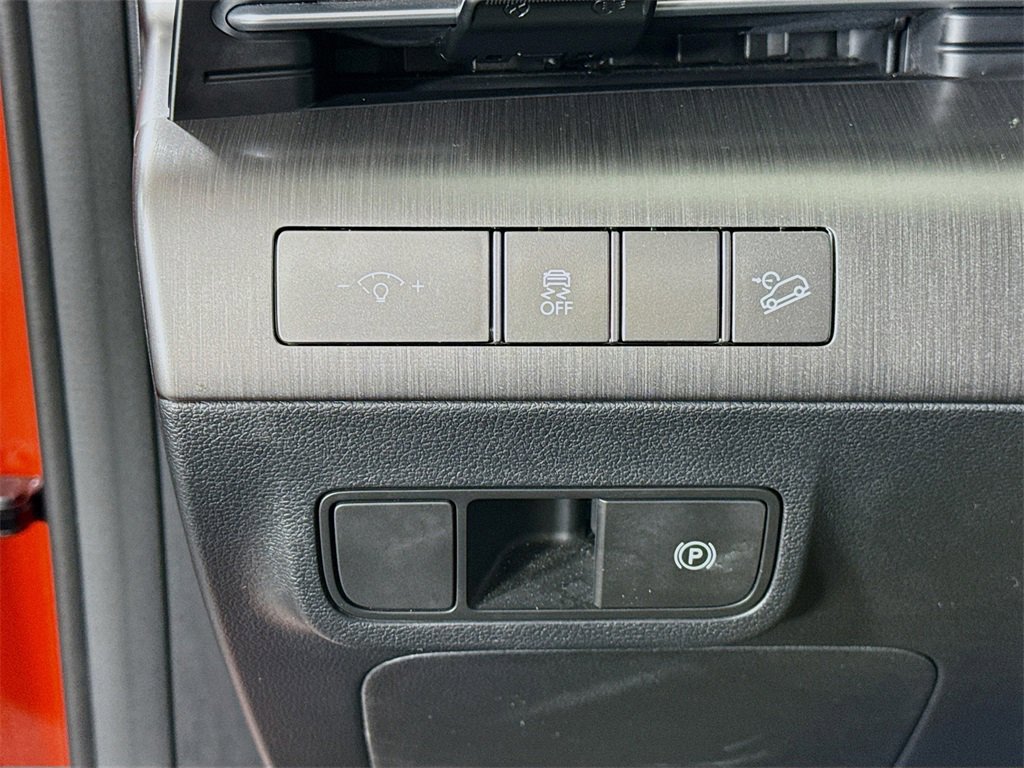 Certified 2024 Hyundai Kona SEL image 17