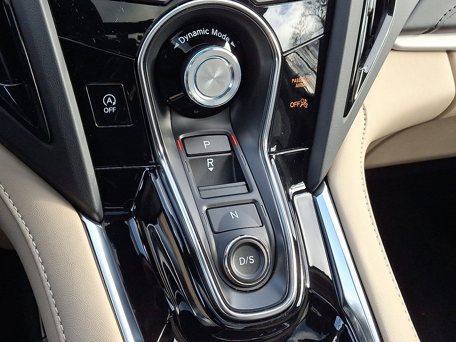 Used 2024 Acura RDX SH-AWD w/ Technology Package image 13