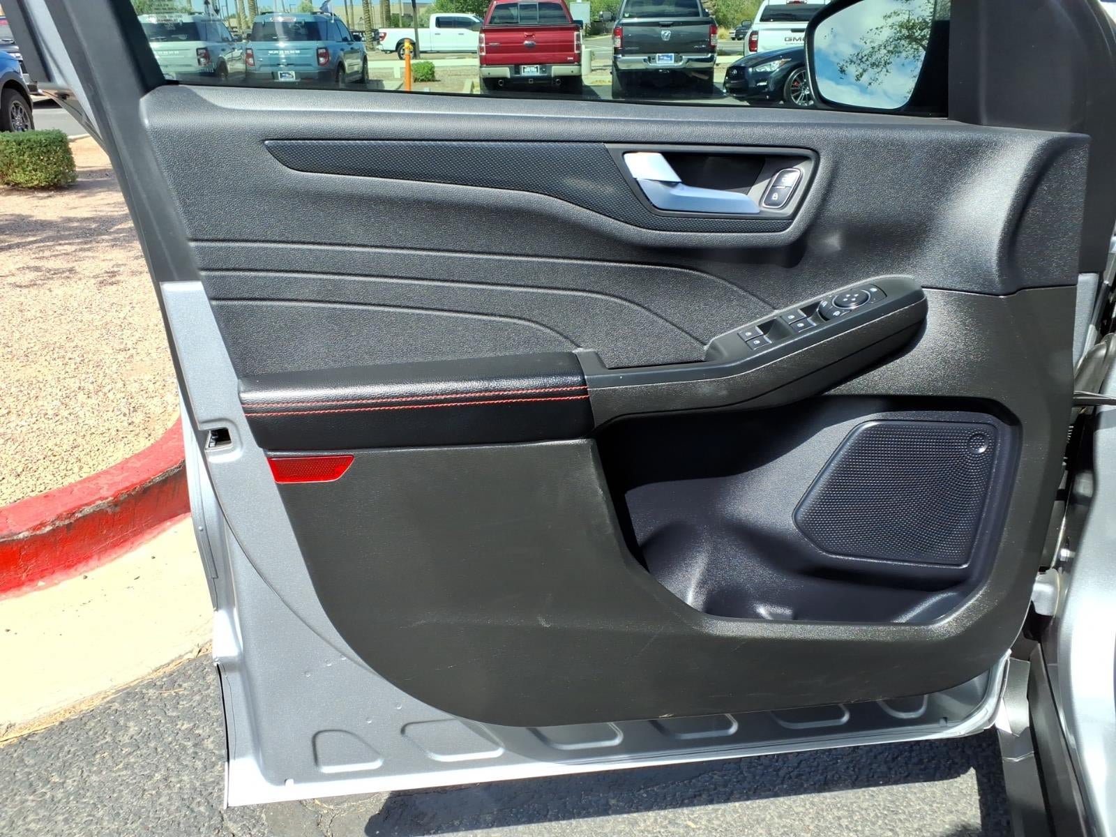 Certified 2024 Ford Escape ST-Line w/ Tech Pack #1 FWD image 20