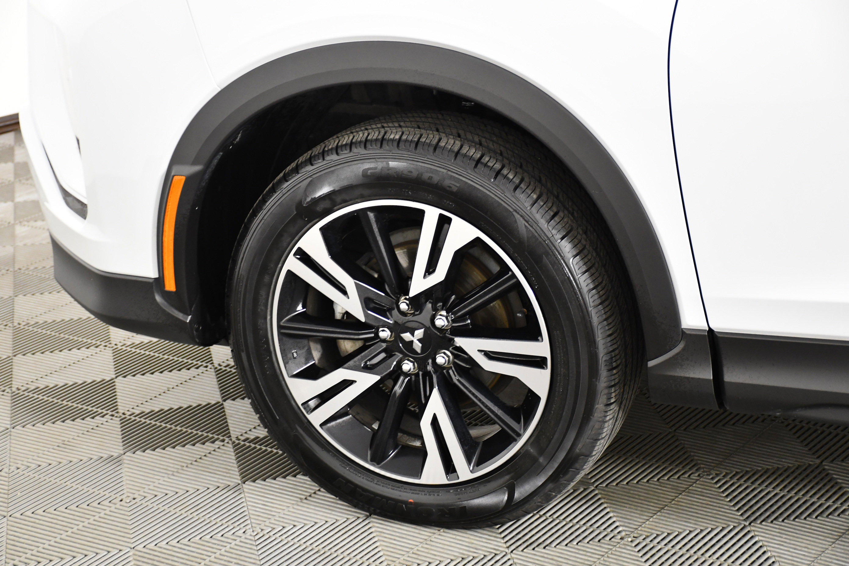Used 2024 Mitsubishi Eclipse Cross SE AWD/4WD image 53