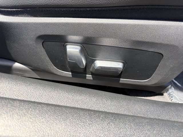 Used 2022 BMW 430i Coupe w/ M Sport Package RWD image 11