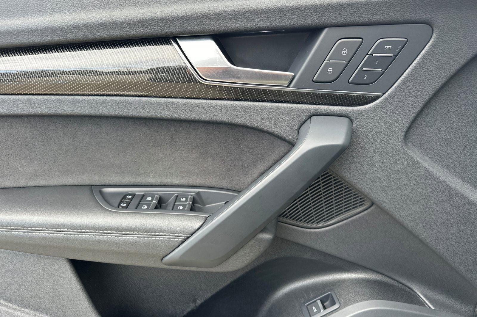 Used 2023 Audi SQ5 Prestige w/ Prestige Package image 10