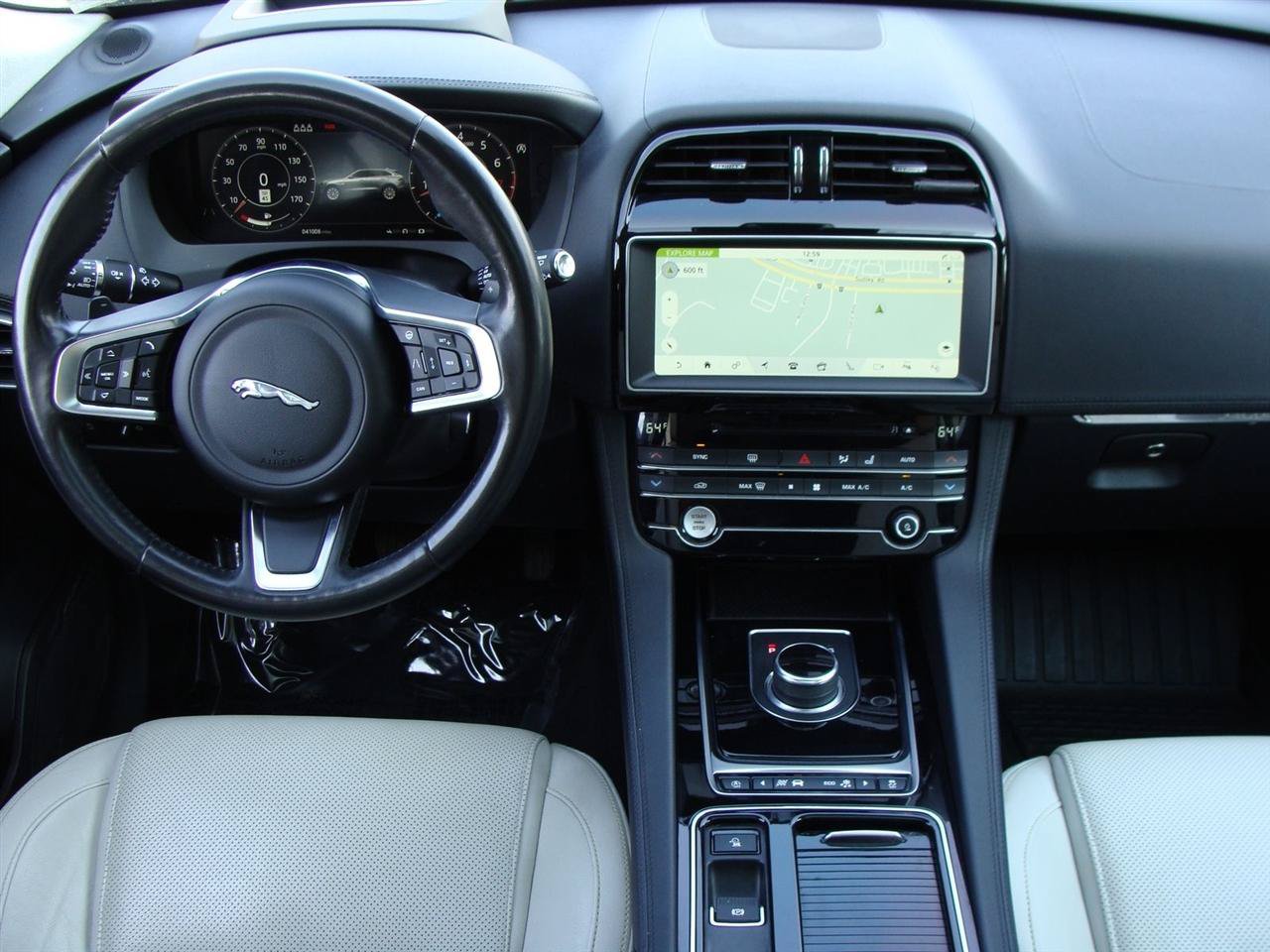 Used 2020 Jaguar F-PACE Prestige AWD/4WD image 9