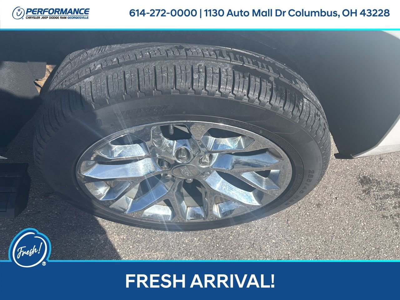 Used 2020 Cadillac Escalade Premium Luxury image 11