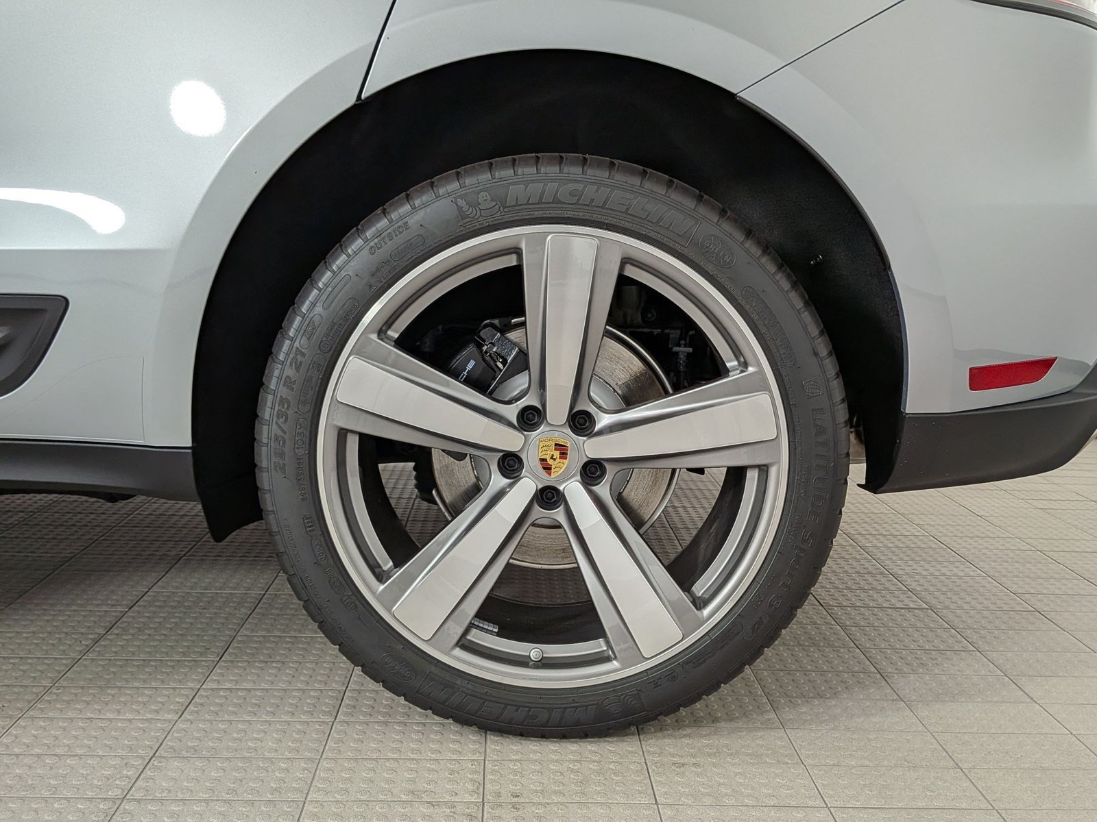 New 2026 Porsche Macan AWD/4WD image 27
