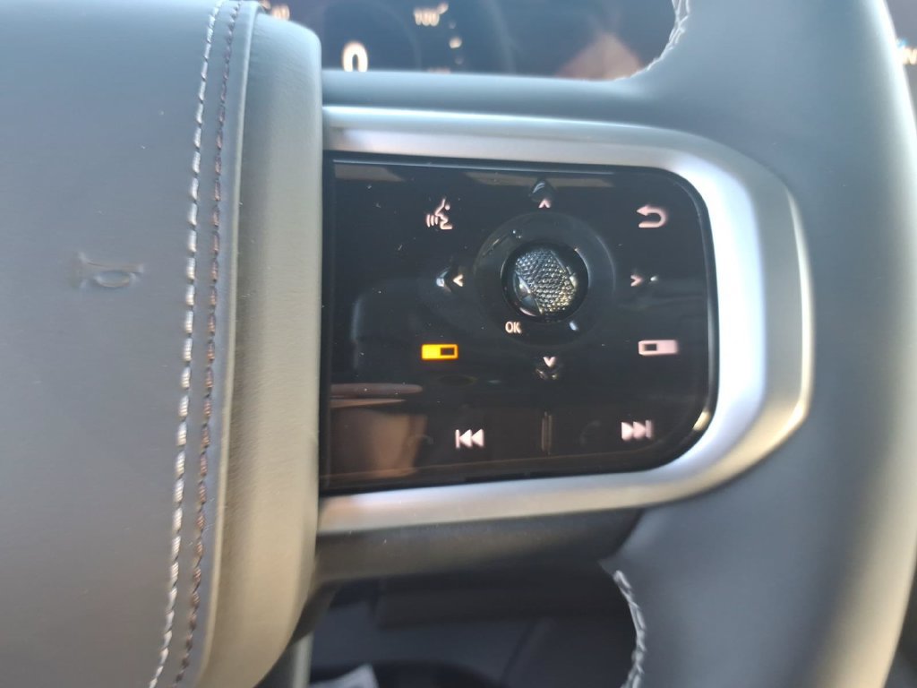 New 2027 Nissan Armada Platinum Reserve AWD/4WD image 9