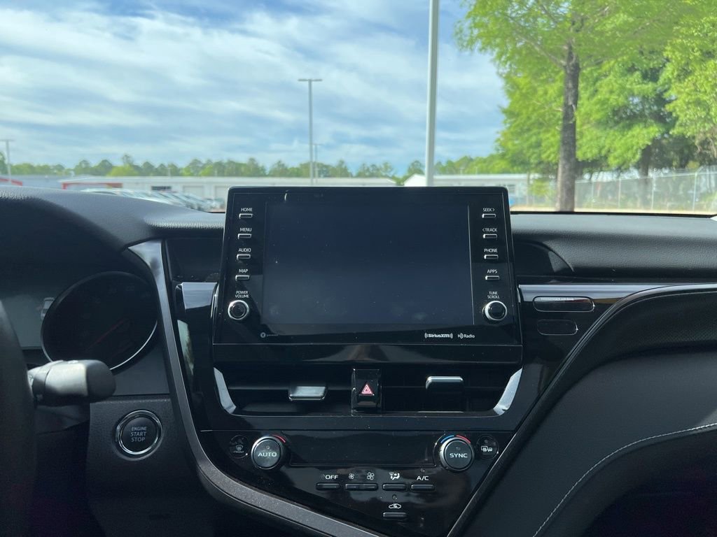 Used 2023 Toyota Camry XSE FWD image 18
