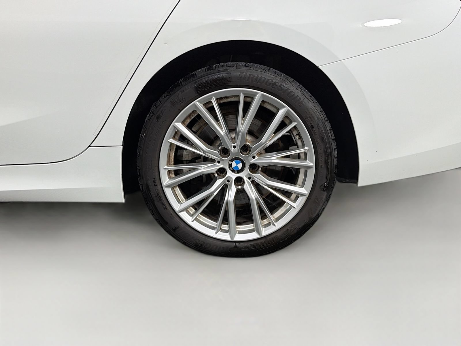 Used 2024 BMW 330i xDrive Sedan AWD/4WD image 32