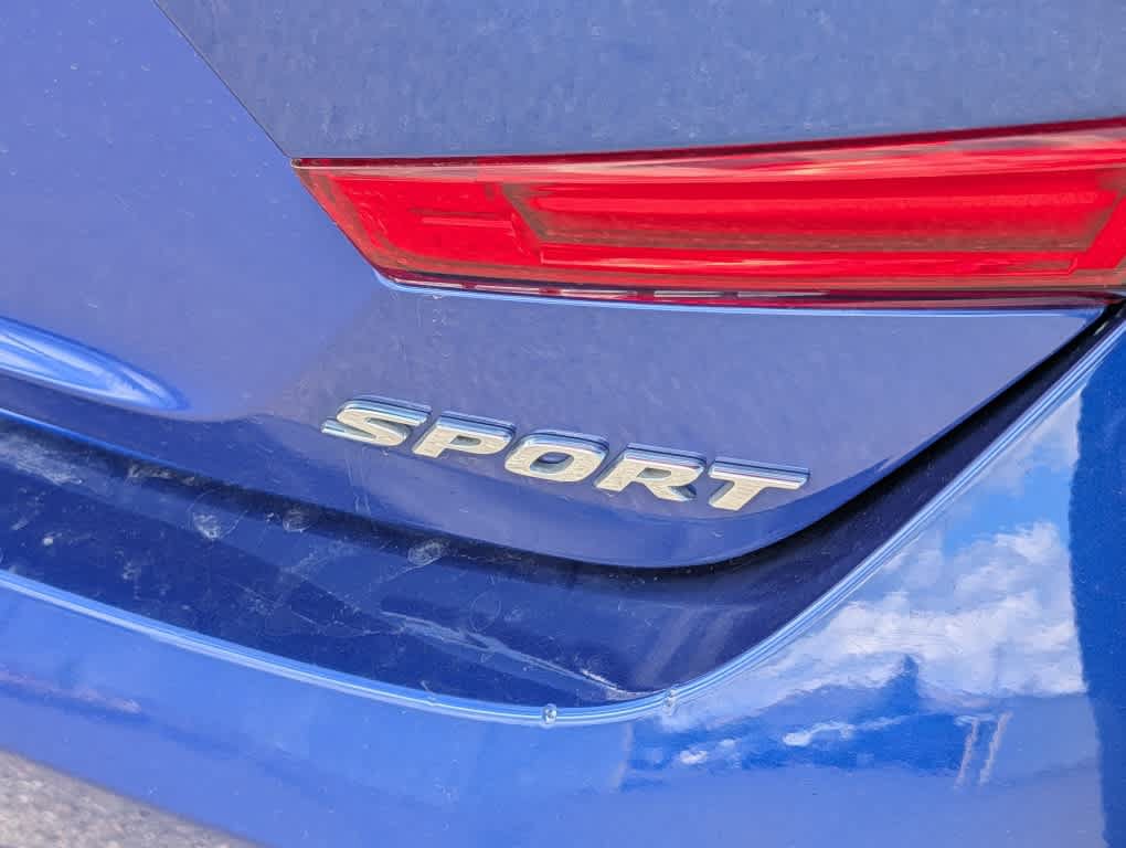 Used 2018 Honda Accord Sport image 11