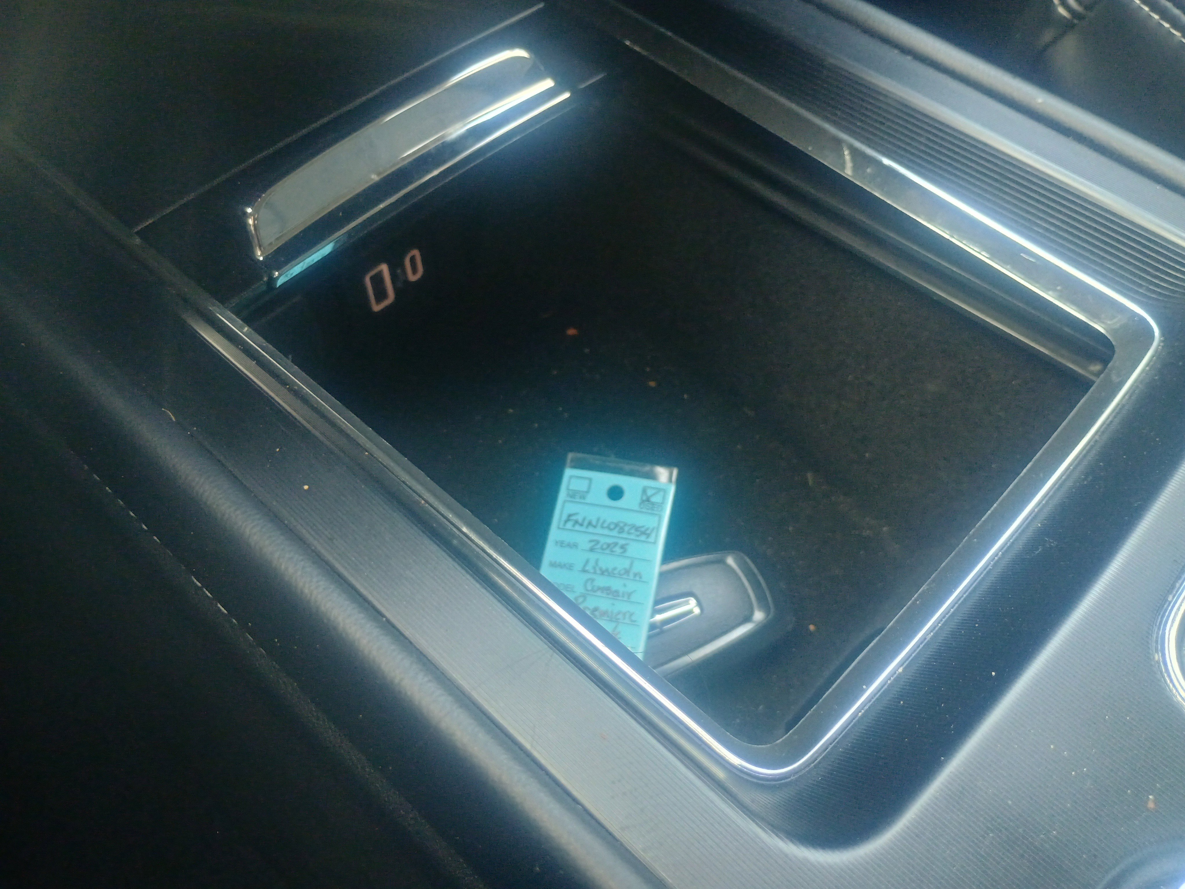 Used 2025 Lincoln Corsair AWD image 26