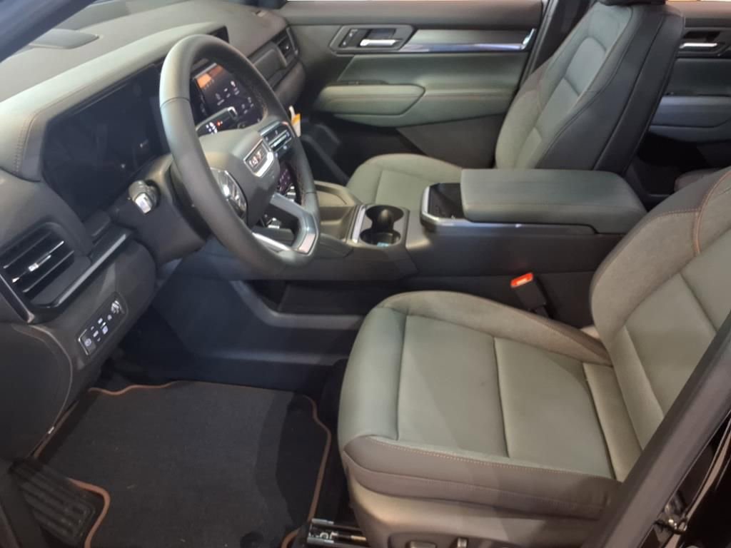 New 2026 GMC Terrain AT4 w/ Convenience Package III AWD/4WD image 5