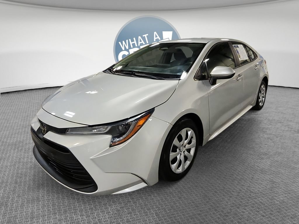Used 2023 Toyota Corolla LE FWD image 9