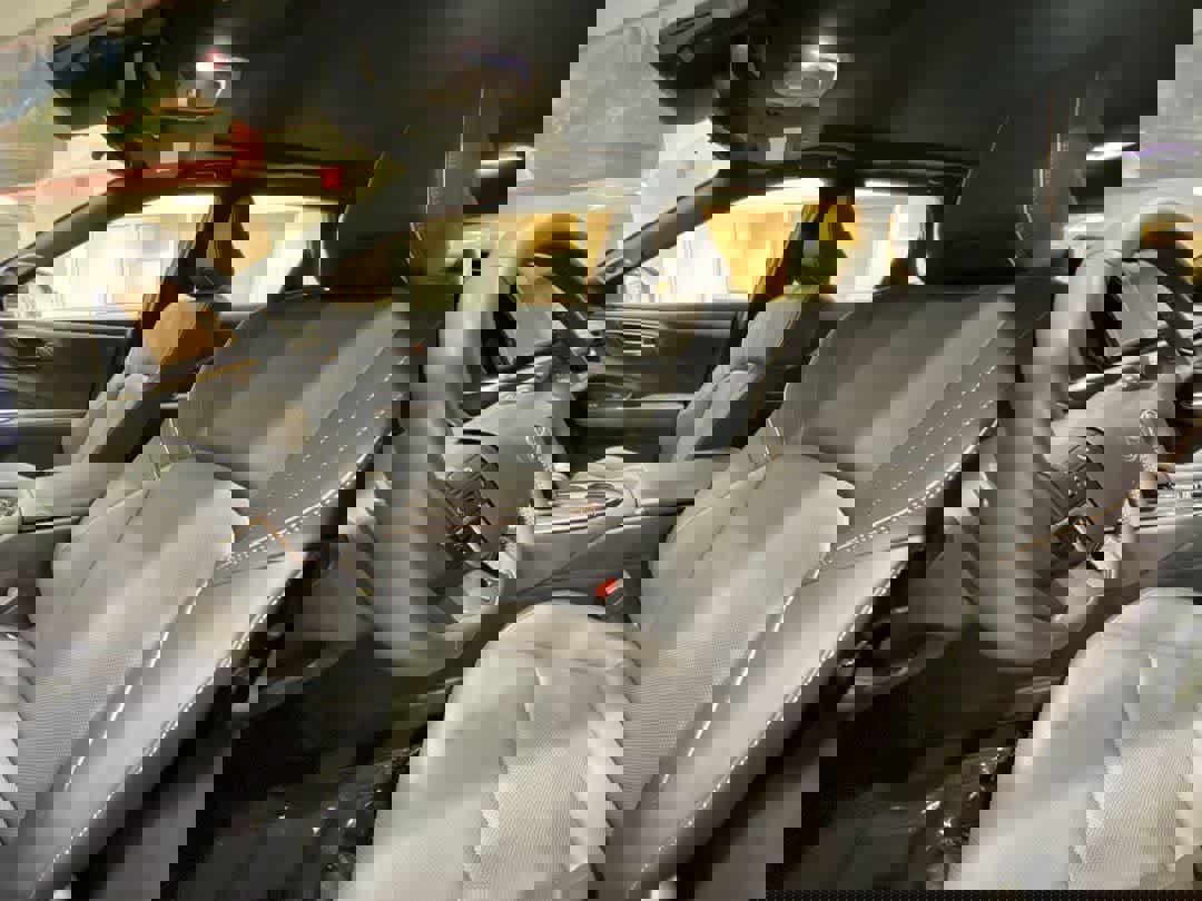 Used 2025 Toyota Crown Signia Limited image 14