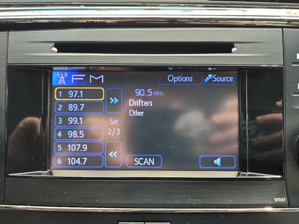 Used 2013 Toyota Avalon XLE Premium image 16