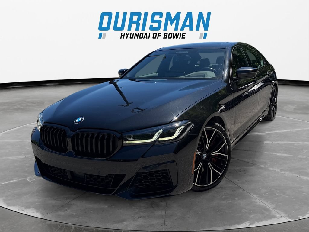 Used 2022 BMW M550i xDrive AWD/4WD image 2