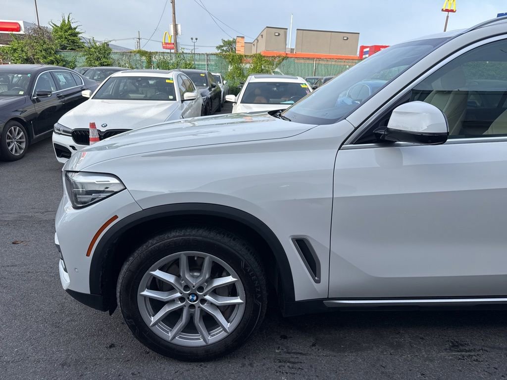 Used 2020 BMW X5 xDrive40i w/ Convenience Package AWD/4WD image 8