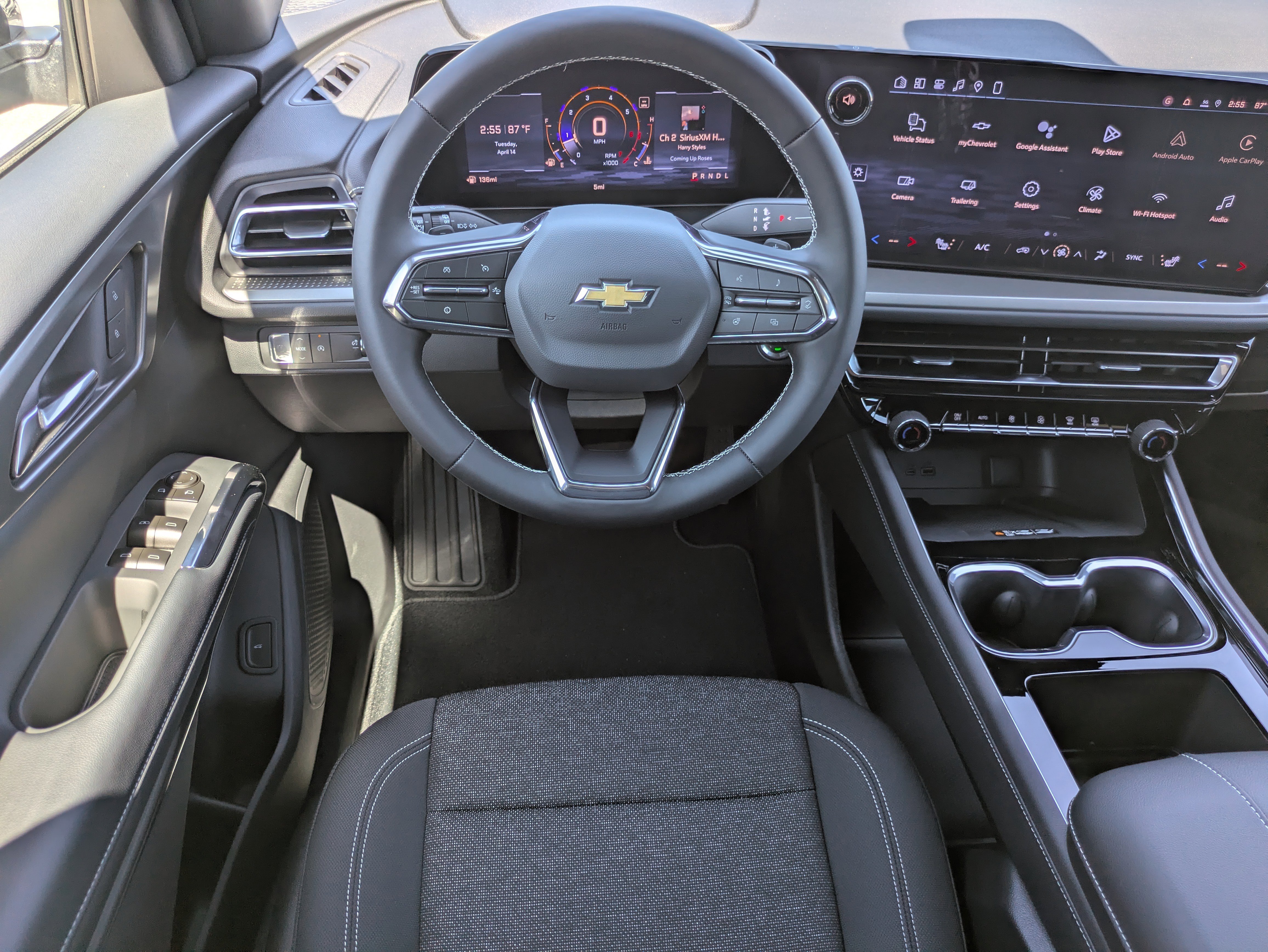 New 2026 Chevrolet Traverse LT image 4