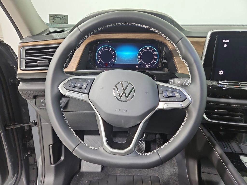 New 2026 Volkswagen Atlas SE image 14