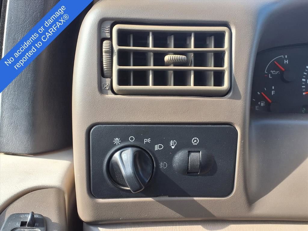 Used 2004 Ford F350 4x4 Crew Cab DRW Super Duty image 28