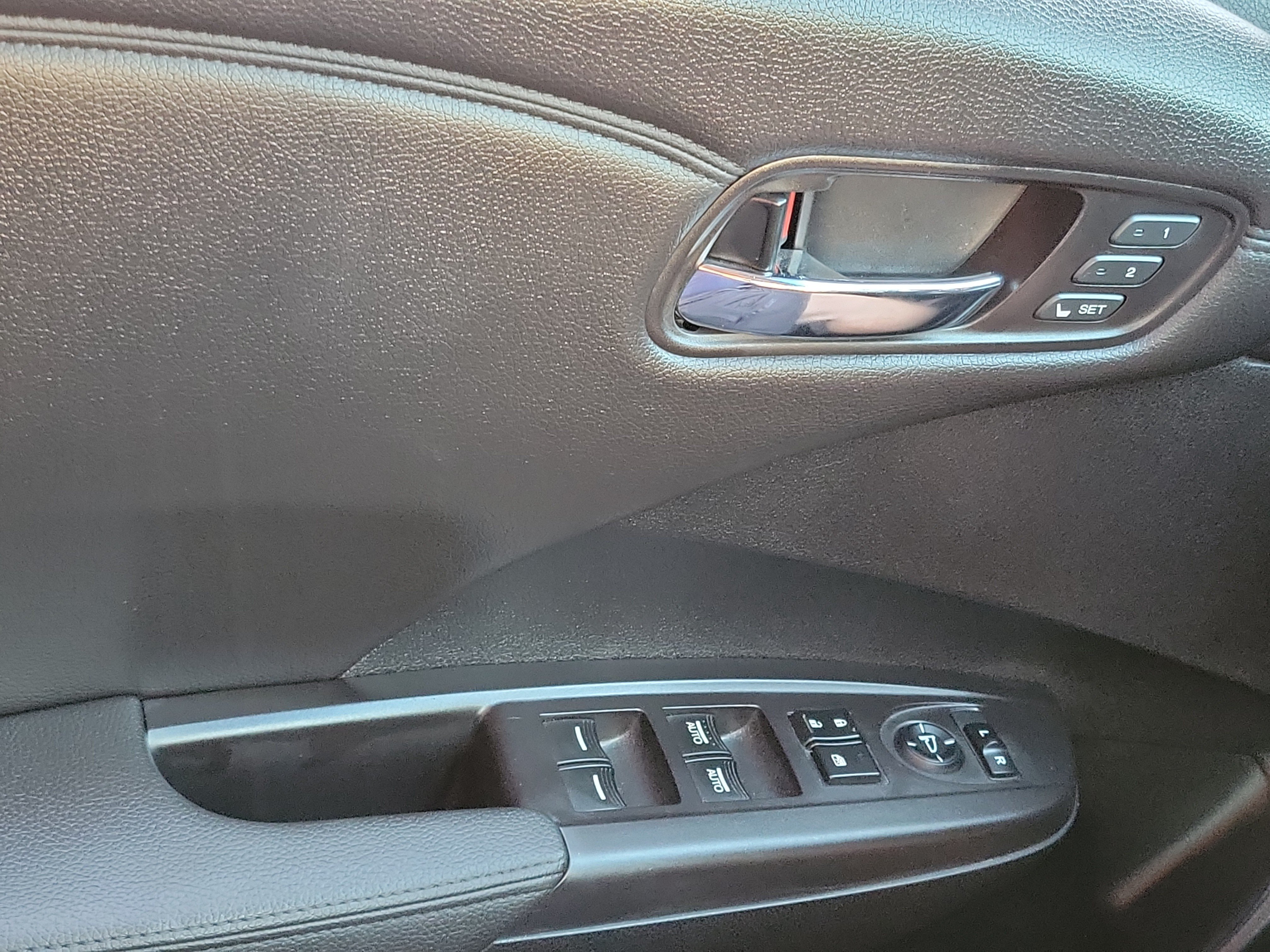 Used 2016 Acura RDX FWD image 17