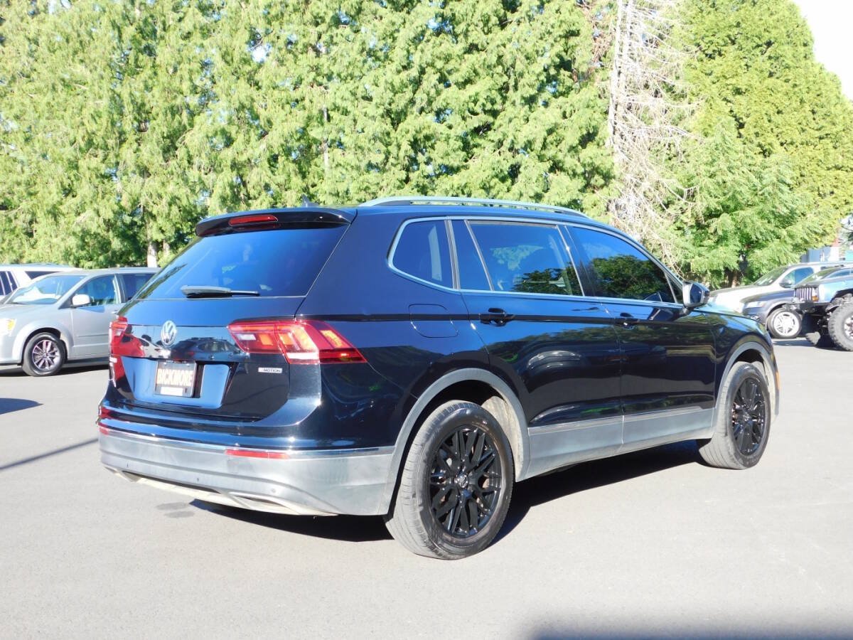 Used 2019 Volkswagen Tiguan SEL w/ 3rd Row Seat Package AWD/4WD image 2