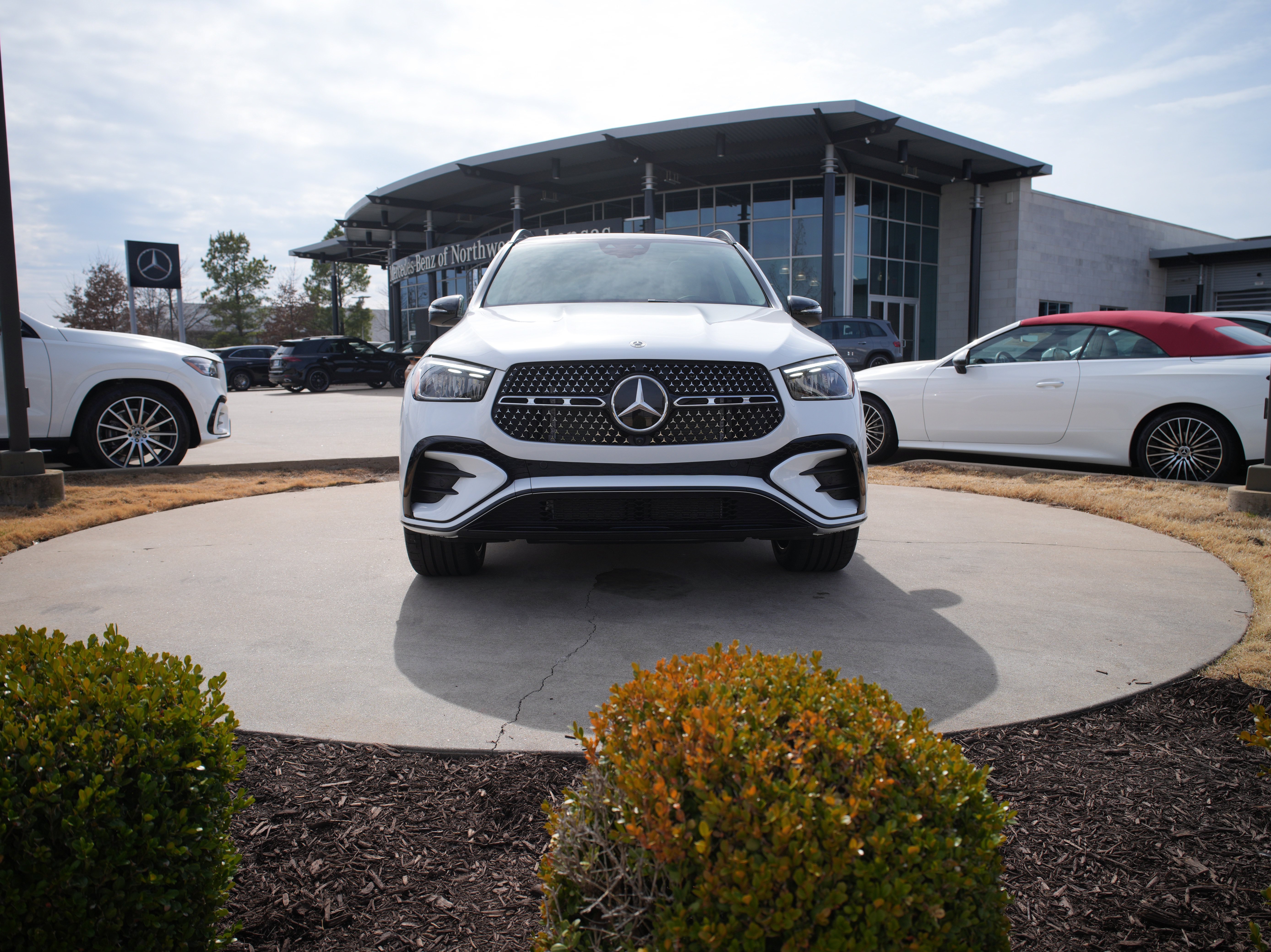 New 2026 Mercedes-Benz GLE 450 4MATIC image 2