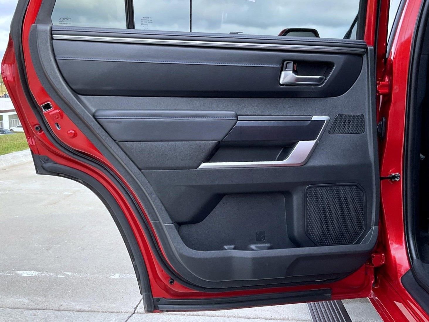 Used 2024 Toyota Sequoia Platinum image 23