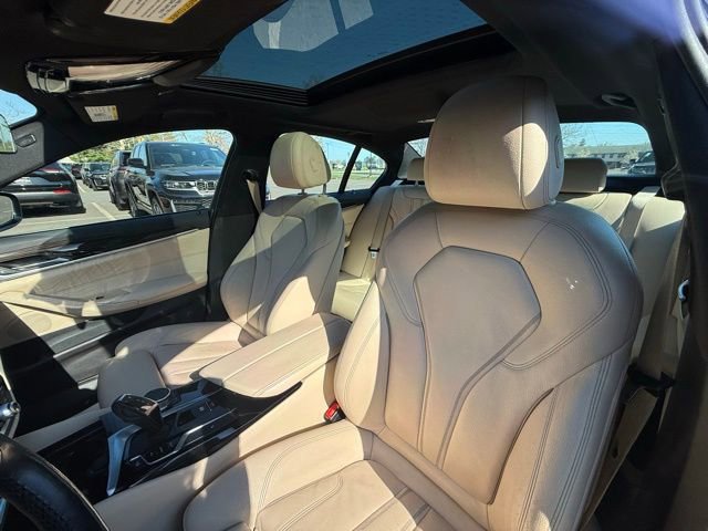 Used 2019 BMW 540i xDrive w/ Convenience Package image 22