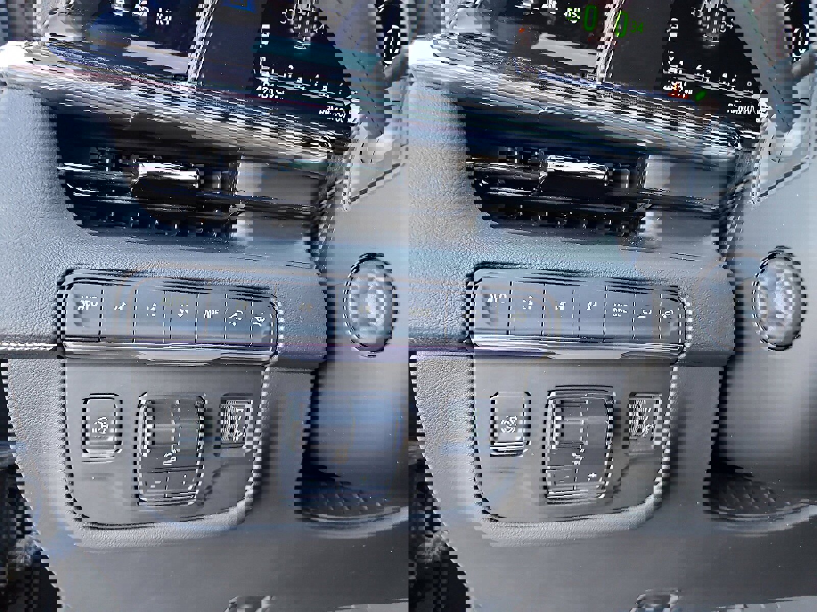 Certified 2023 Cadillac Escalade ESV Sport w/ Touring Package image 12