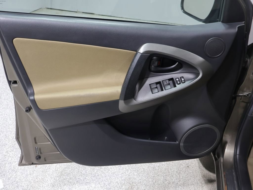 Used 2011 Toyota RAV4 4WD w/ Base L4 Extra Value Pkg image 11