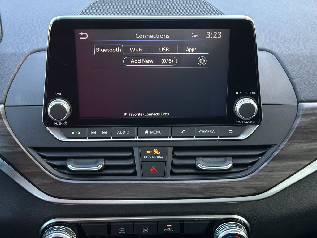 Used 2025 Nissan Altima 2.5 SV AWD/4WD image 25