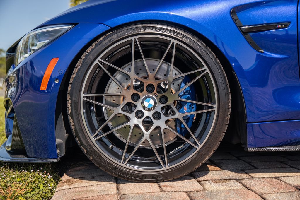 Used 2020 BMW M4 Coupe w/ Competition Package RWD image 15