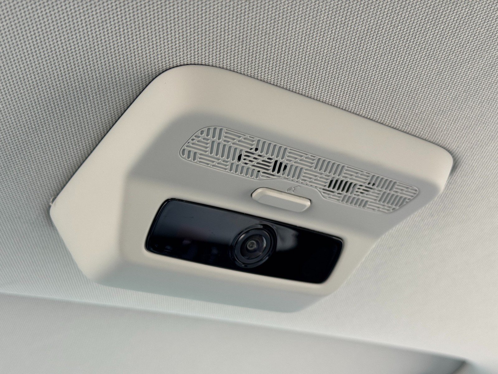 Used 2025 Kia Carnival SX Prestige FWD image 40