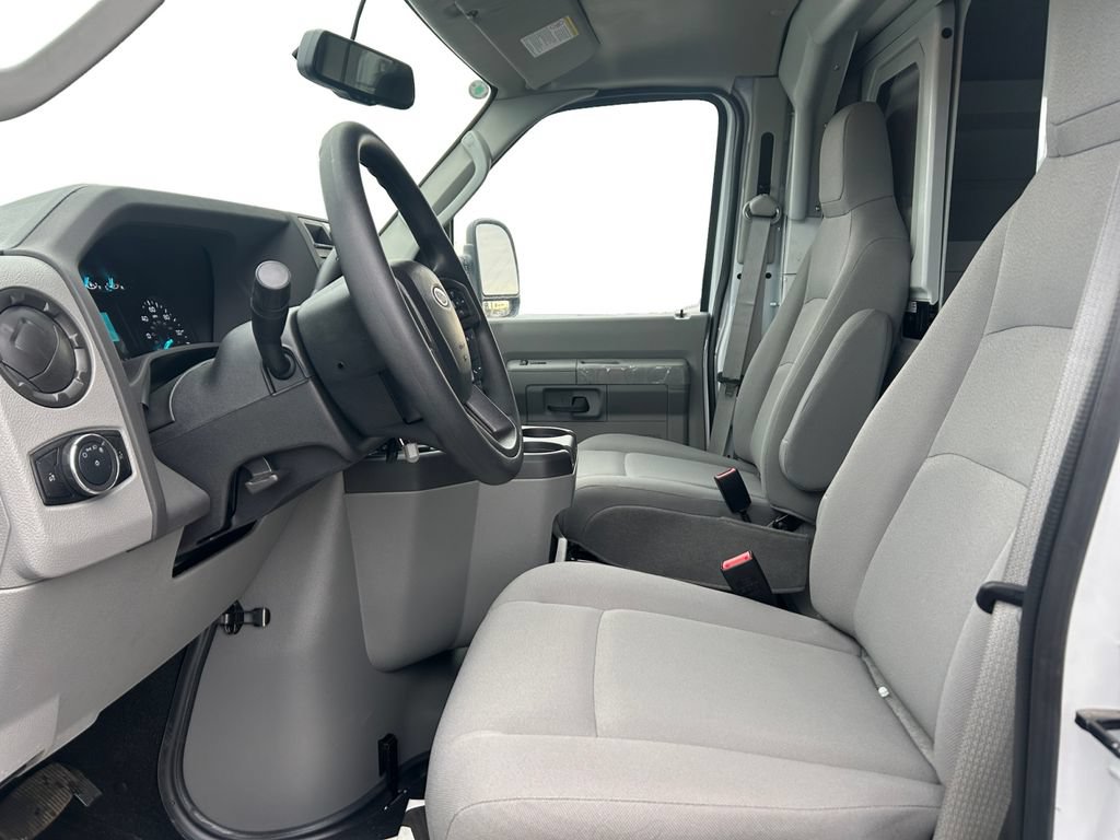 New 2025 Ford E-350 and Econoline 350 Super Duty w/ Power Equipment Group RWD image 9