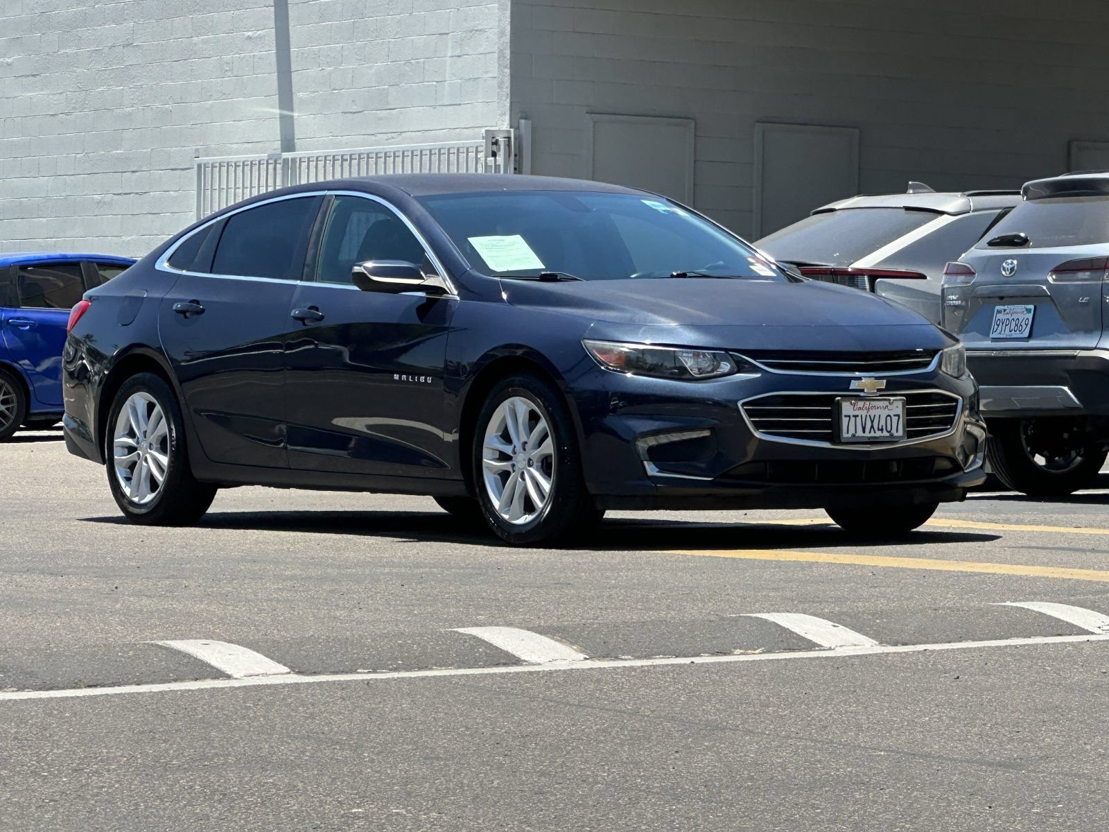 Used 2017 Chevrolet Malibu LT FWD image 8