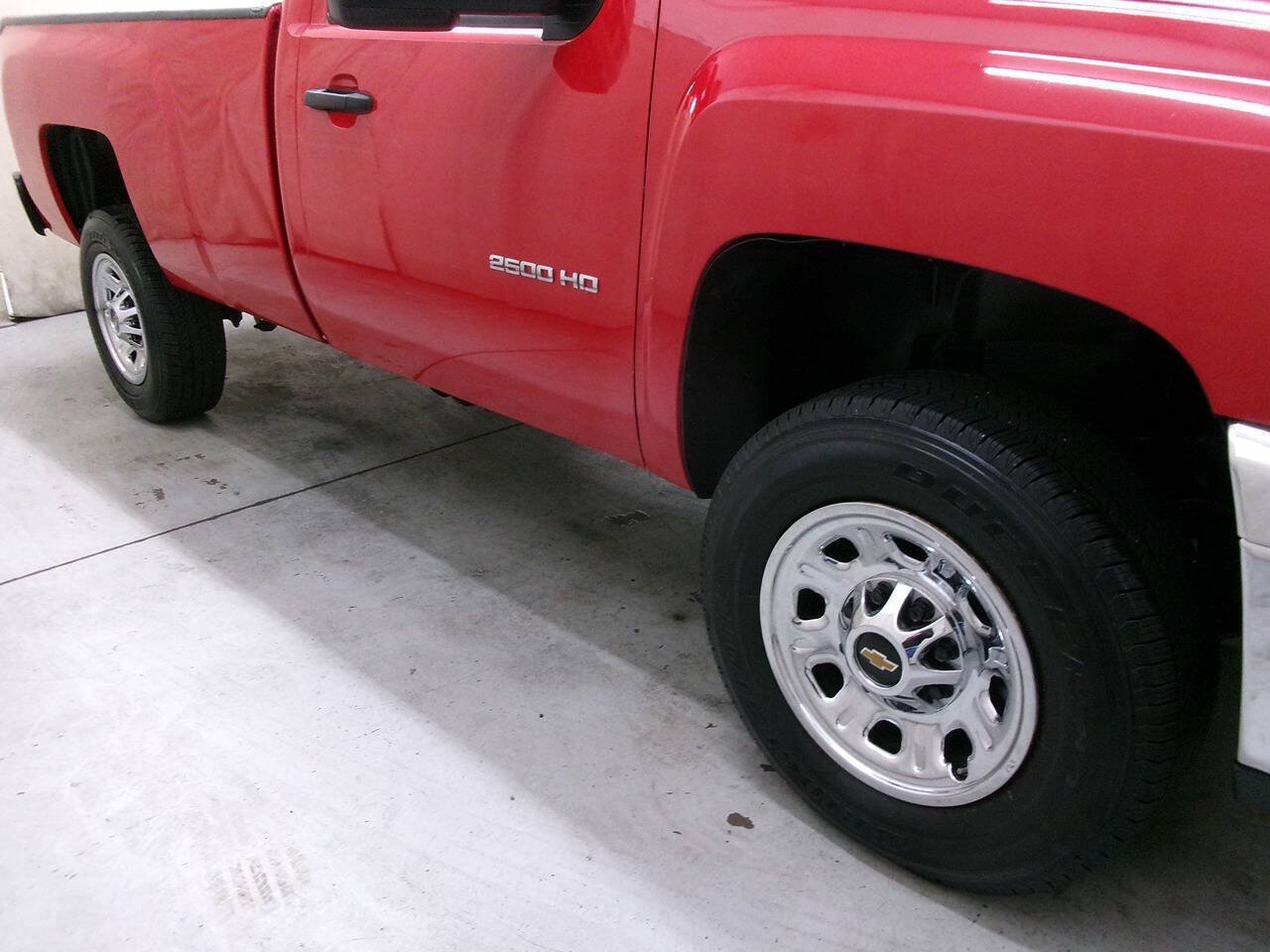 Used 2014 Chevrolet Silverado 2500 W/T w/ Snow Plow Prep Package AWD/4WD image 14