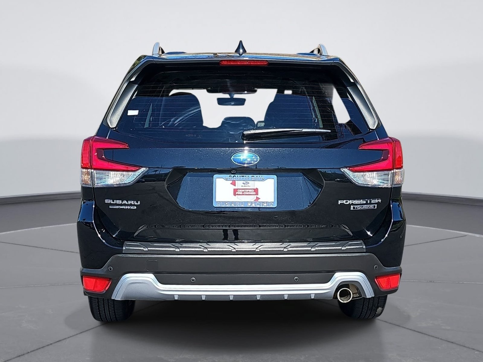 Certified 2023 Subaru Forester Touring AWD/4WD image 4