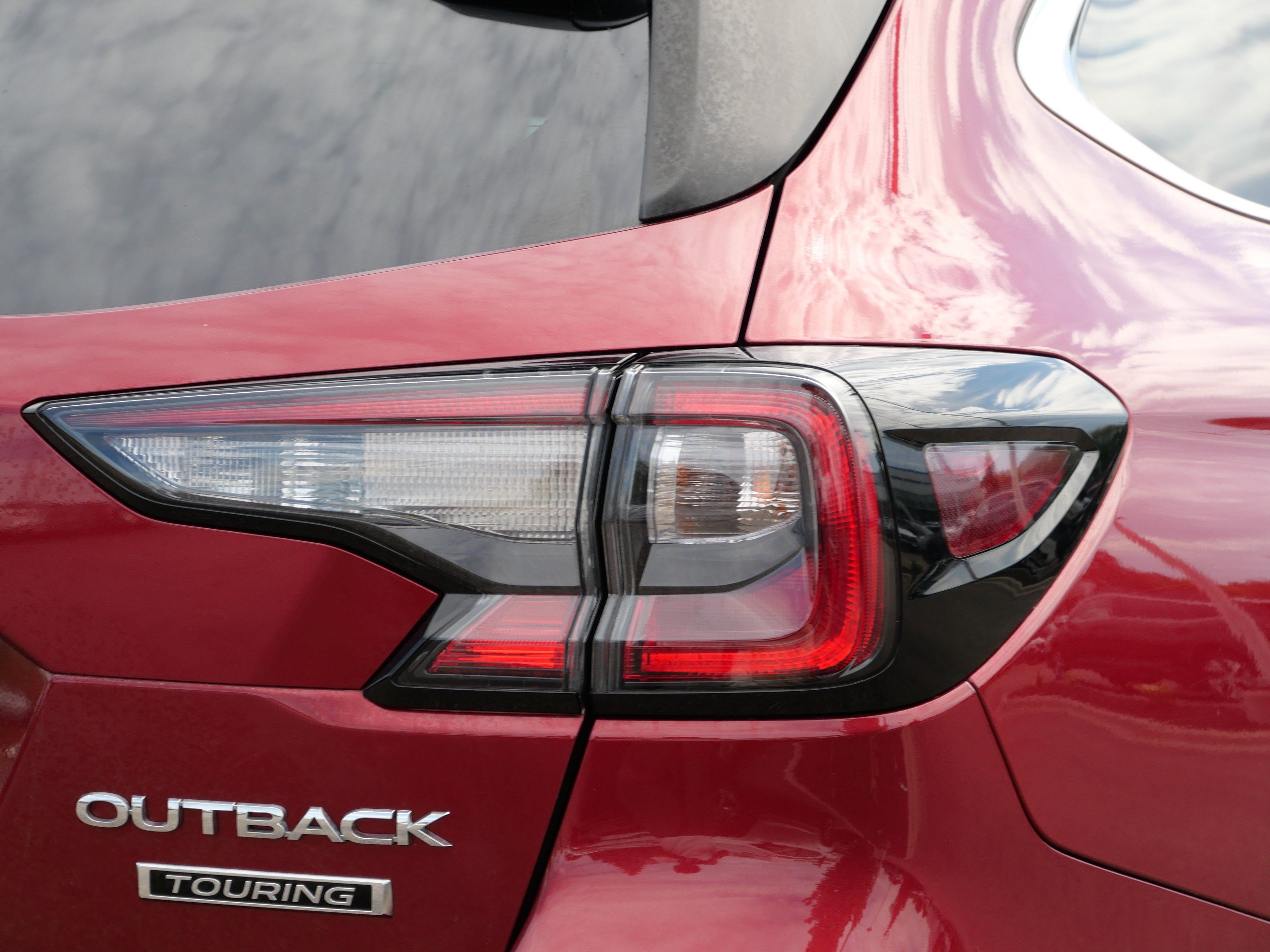 Used 2024 Subaru Outback Touring AWD/4WD image 17