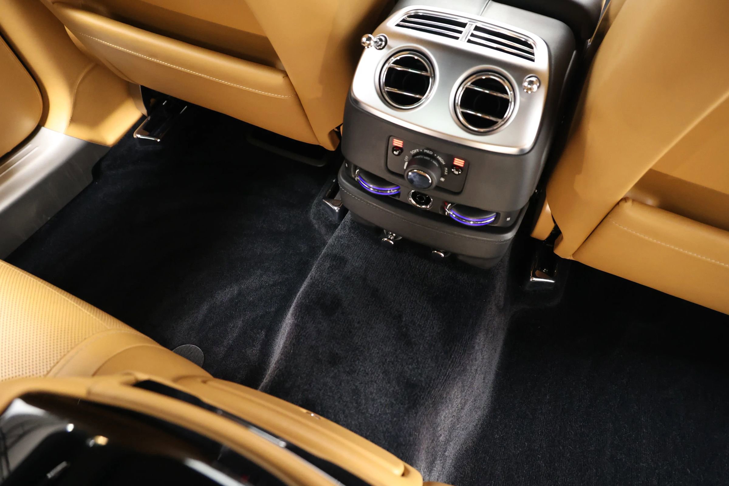 Used 2017 Rolls-Royce Ghost image 78