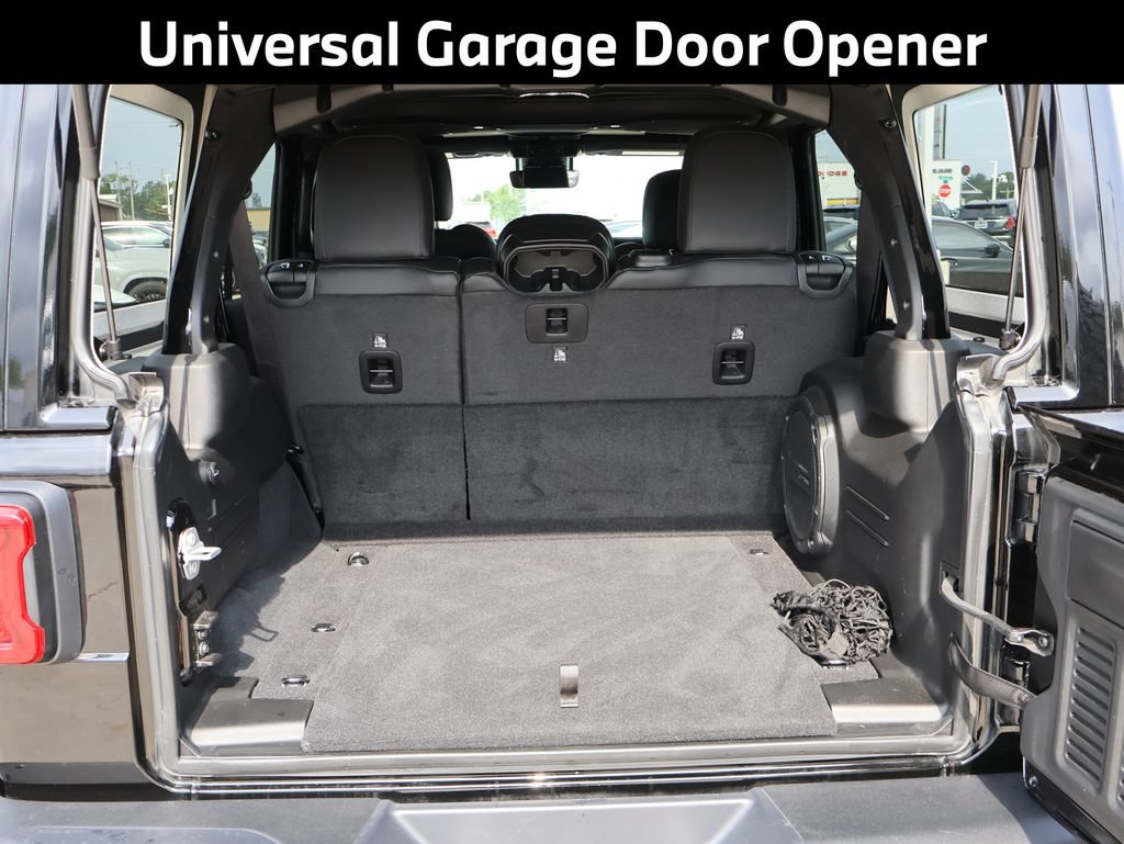 Used 2025 Jeep Wrangler Unlimited Rubicon AWD/4WD image 20